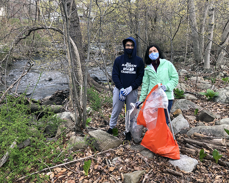 Join us for some spring cleaning along the Musconetcong River